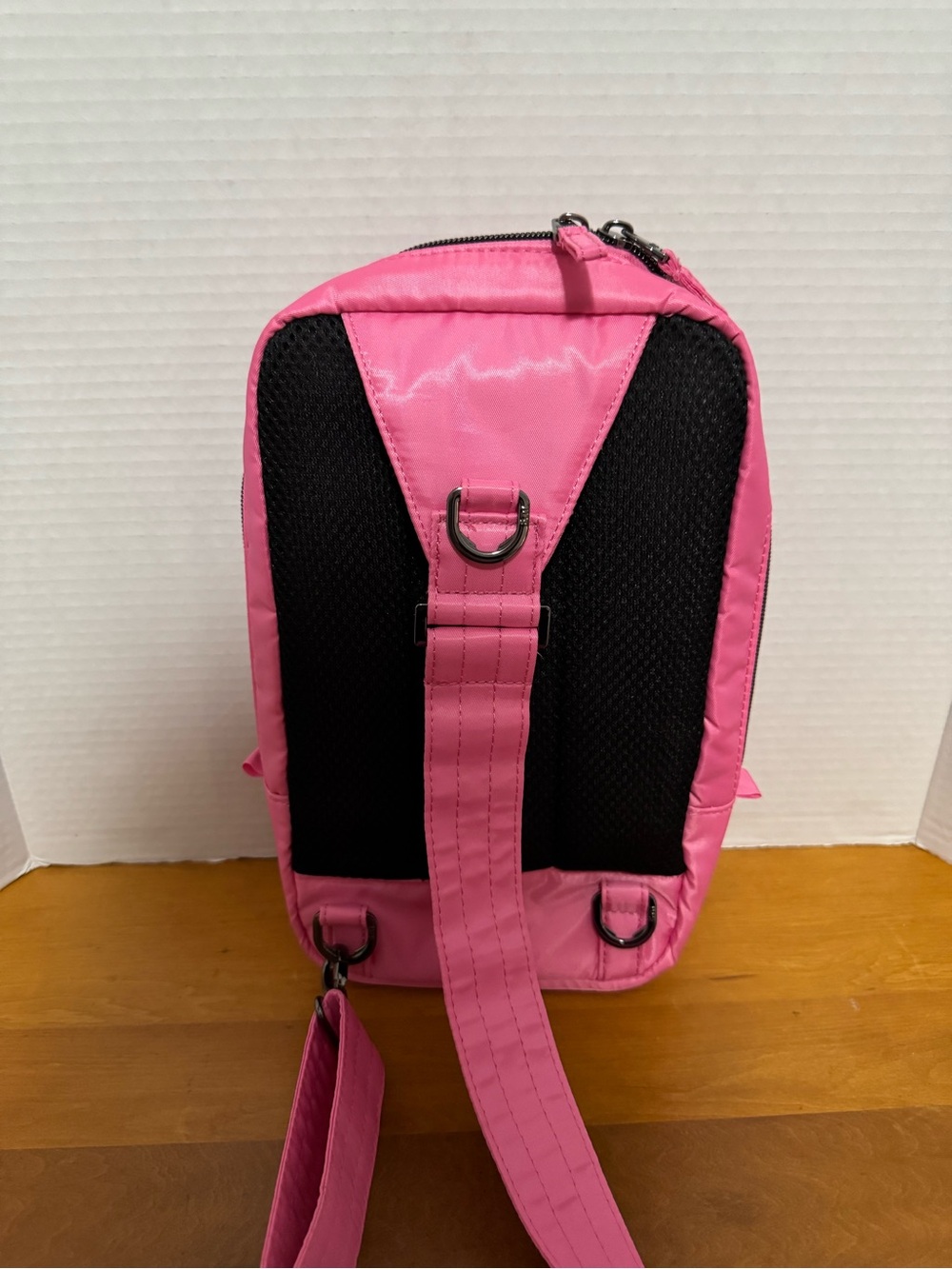 Lug Tailback Sling Bag in Perfectly Pink - Picture 3 of 6